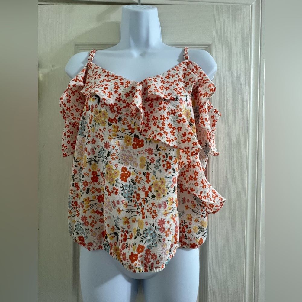 CHAWE- Floral short sleeve shirt. Multi-Colored (NEW WITH TAGS)